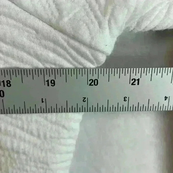 Isaac Mizrahi Jacket White Women’s Size Medium Quilted Cotton Blend Pockets - Picture 5 of 7